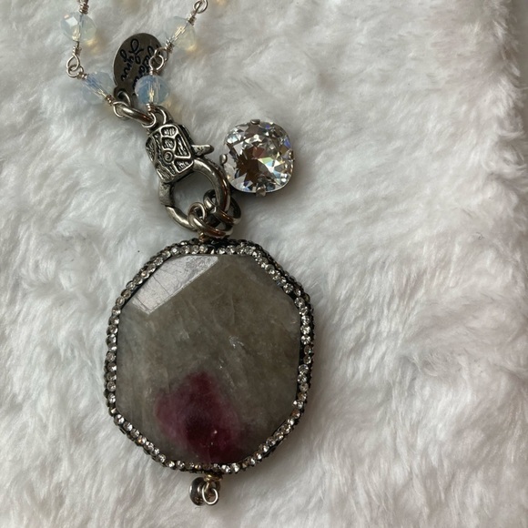 Victoria Lynn Large Natural Stone Crystal Beads Necklace - Picture 9 of 10